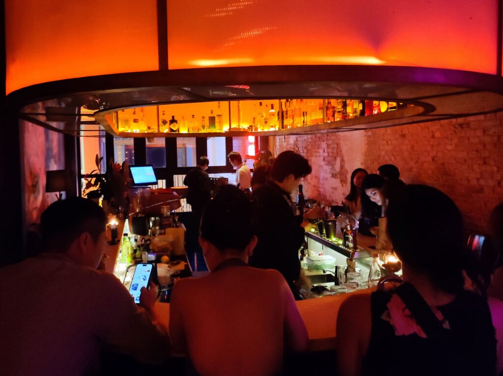 Bloom – Cocktail & Whisky Bar, District 1 — photo 5
