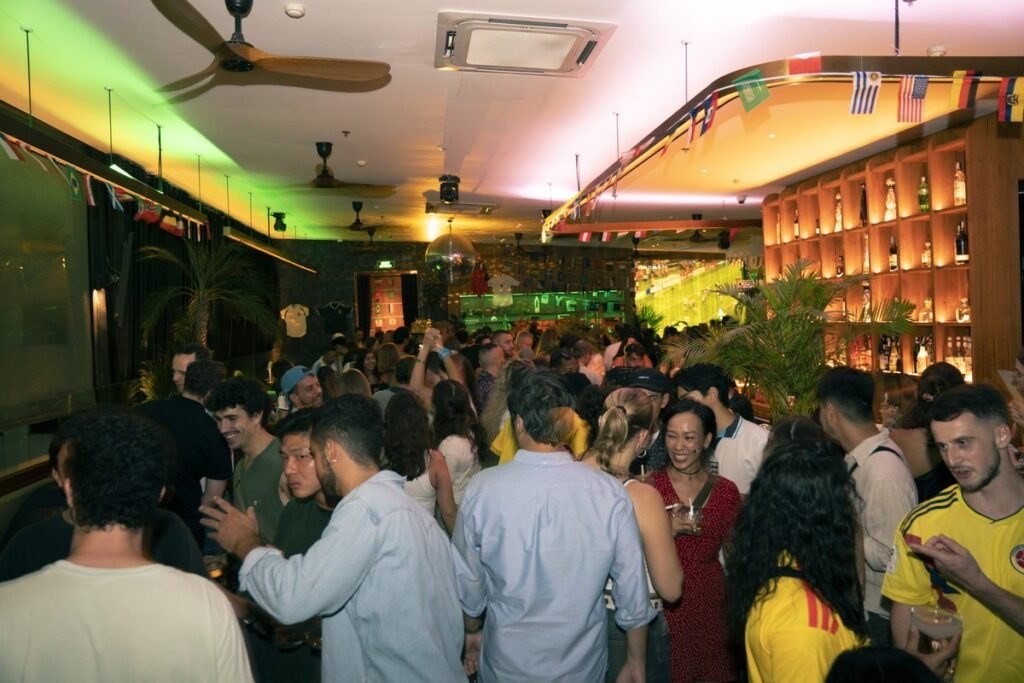 Papaya Papa – Rooftop Restaurant, Bar & Club, District 1