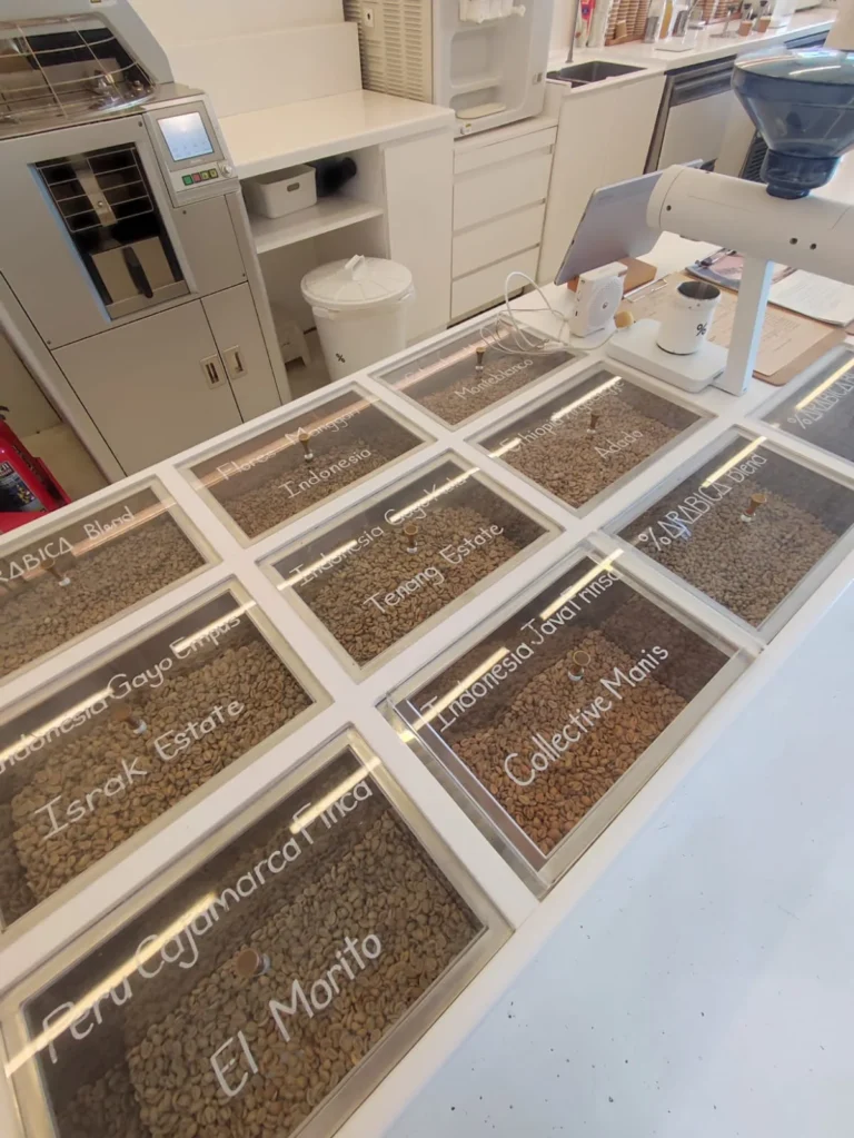% Arabica Ho Chi Minh City Roastery, District 1 — photo 3