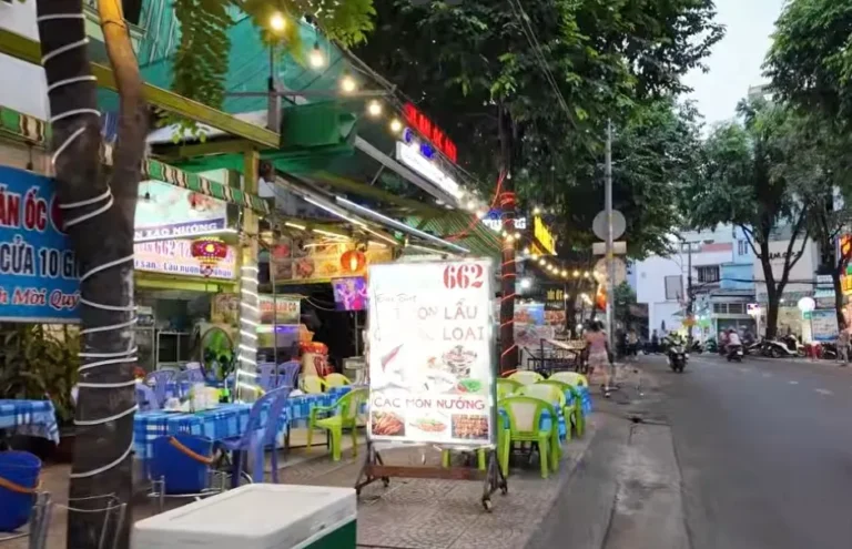 Vĩnh Khánh Food Street, PinGuide