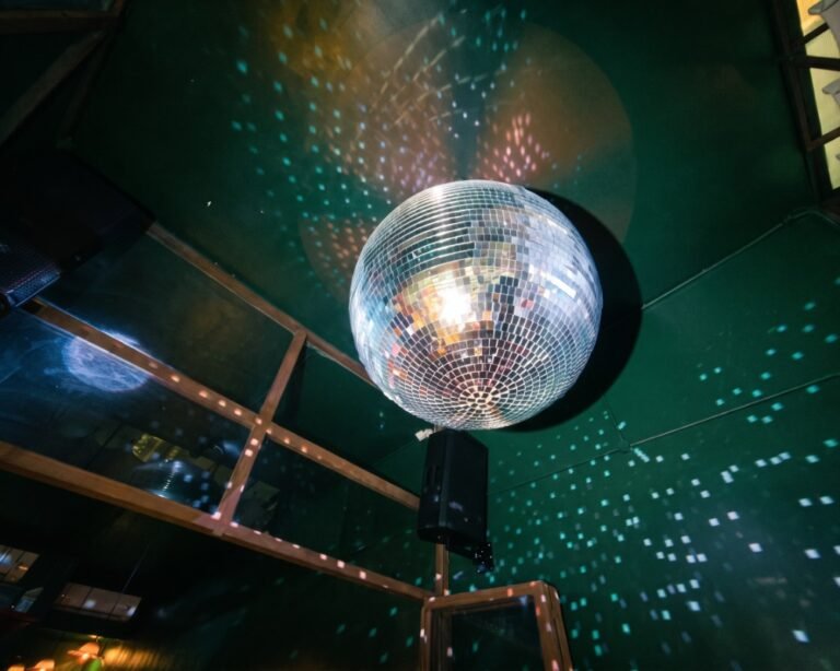 DOOBIE DOO BAR — photo 1