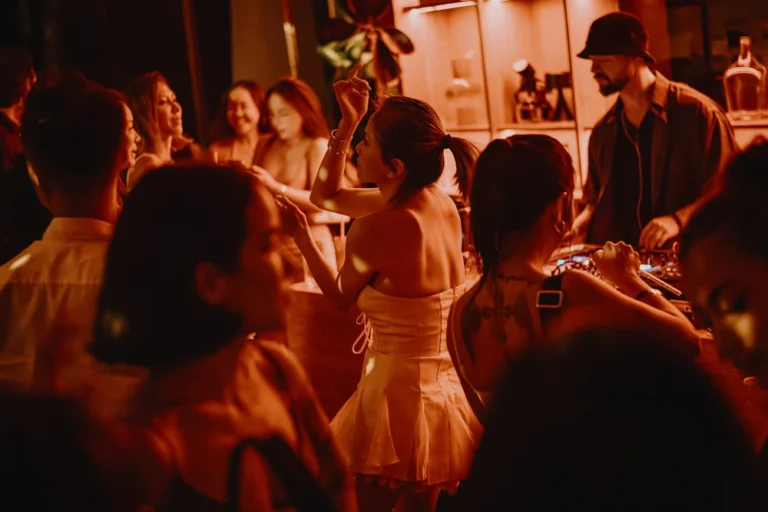 Papaya Papa – Rooftop Restaurant, Bar & Club, District 1